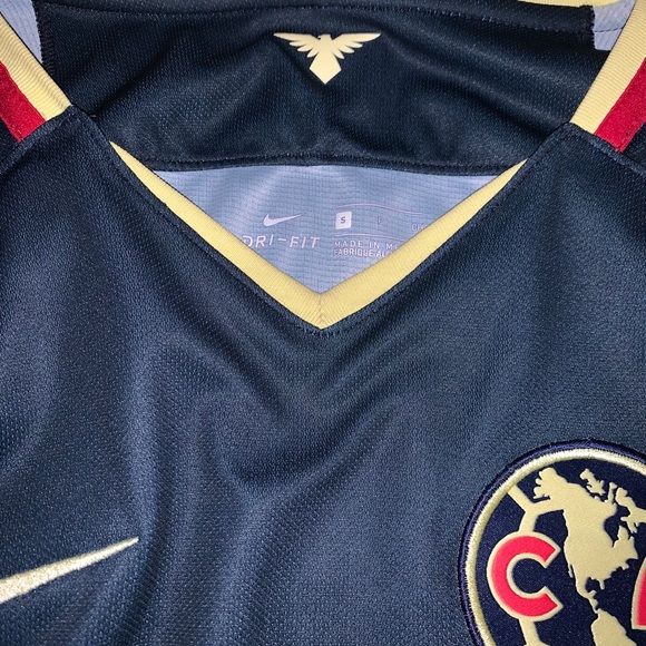 Club America 17/18 jersey - Picture 2 of 7